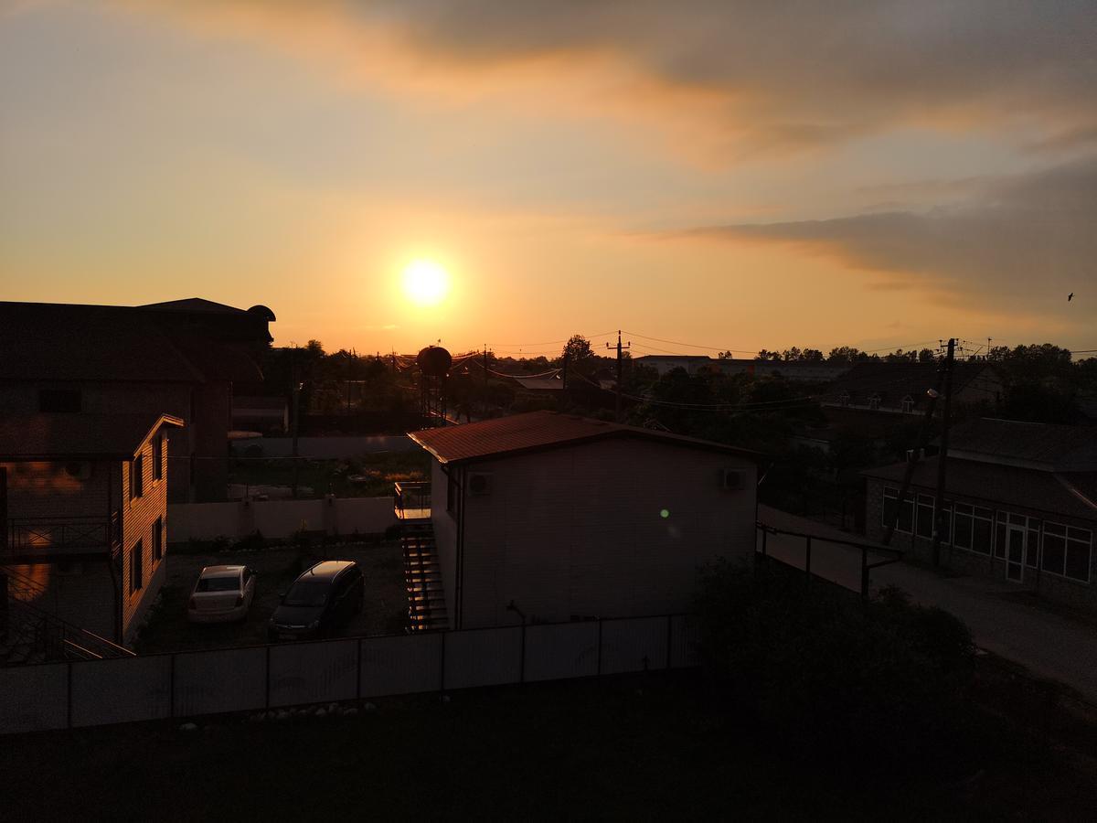 Alsar Hotel Alakhadze Bagian luar foto