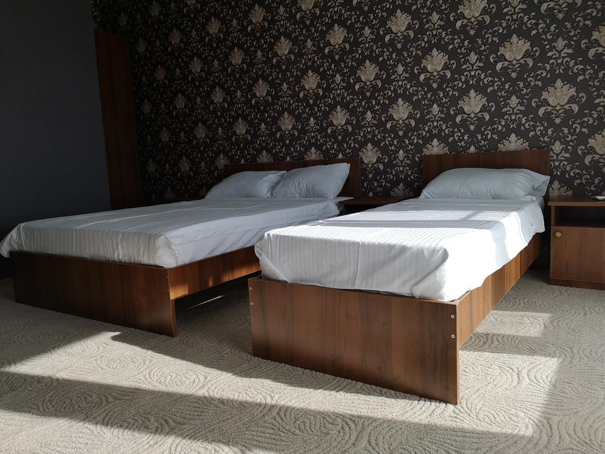Alsar Hotel Alakhadze Bagian luar foto
